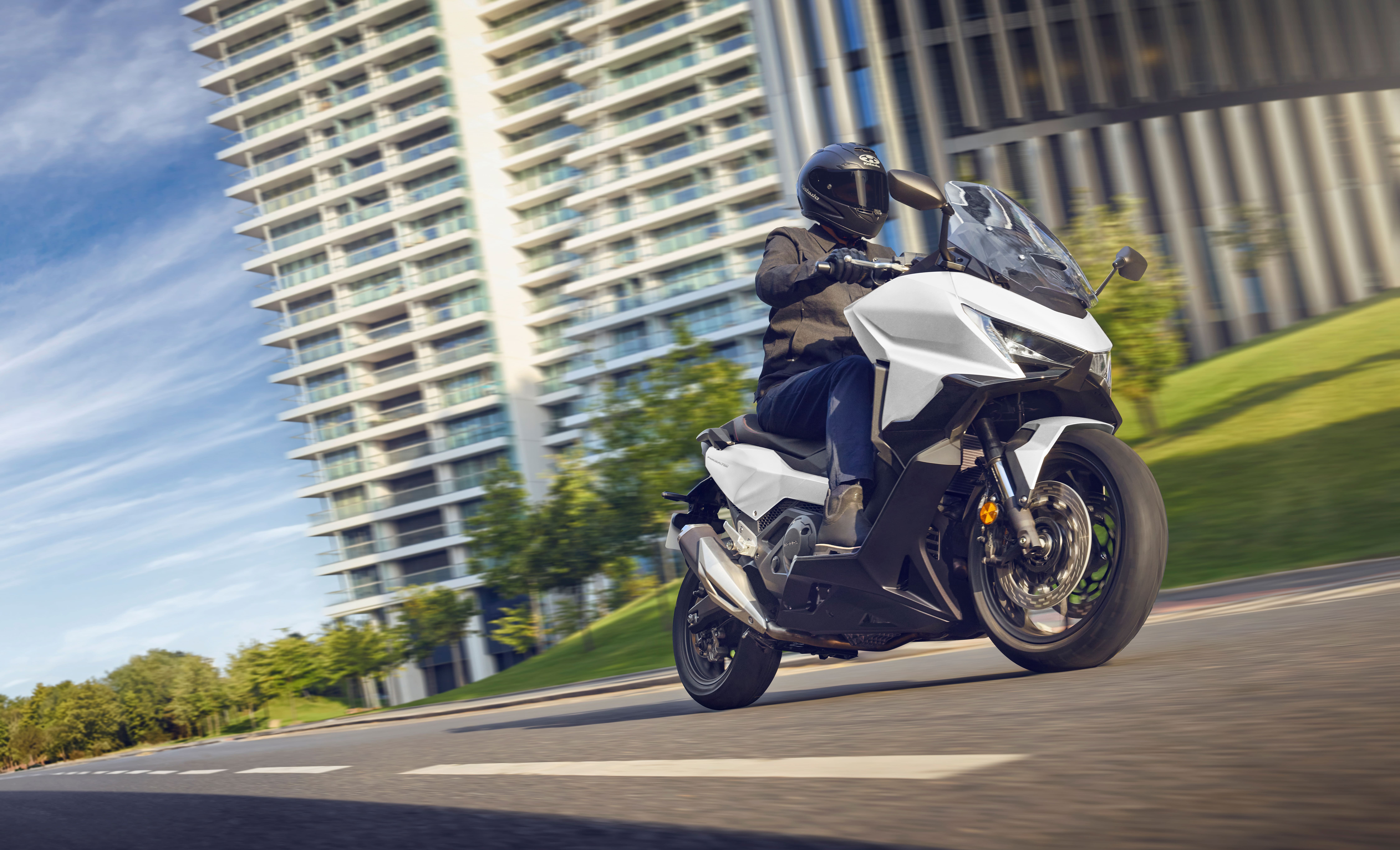 Nueva Honda Forza 750 2026 en Canarias: más estilo, más tecnología y la misma esencia GT