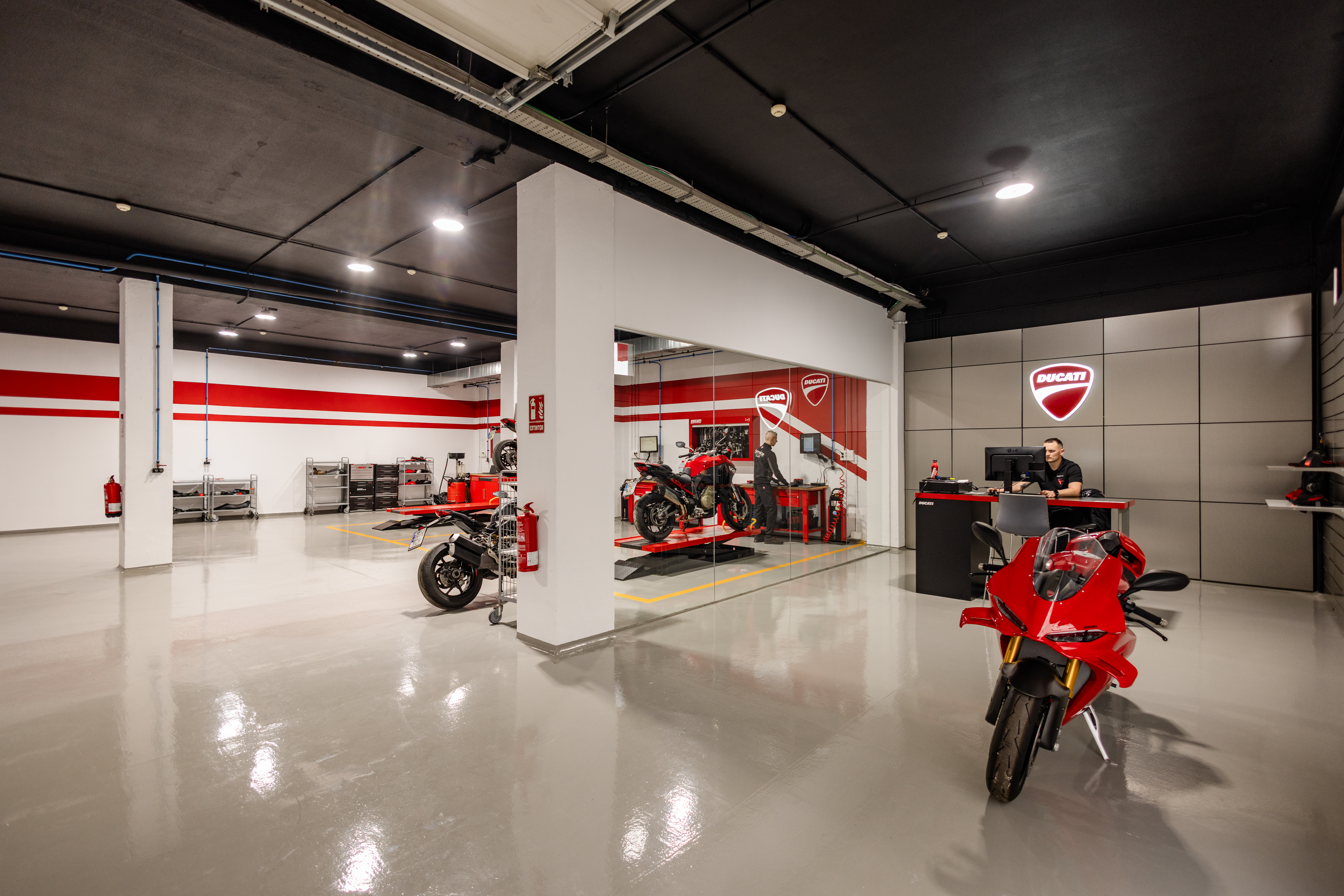 Ducati abre un nuevo taller oficial en Tenerife y refuerza su servicio postventa en Canarias