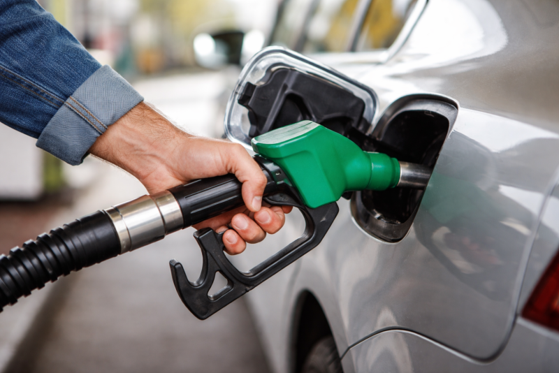 5 trucos para ahorrar combustible en tu coche