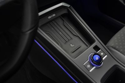 Nuevo Volkswagen T-Roc: diseño renovado, tecnología premium y motores electrificados
