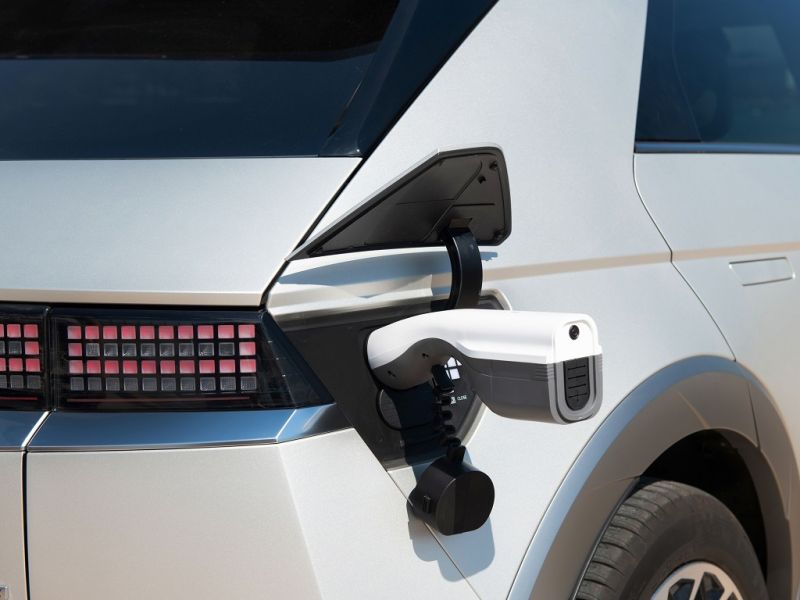 Top 10 gadgets para coches eléctricos en 2026: accesorios imprescindibles para tu EV