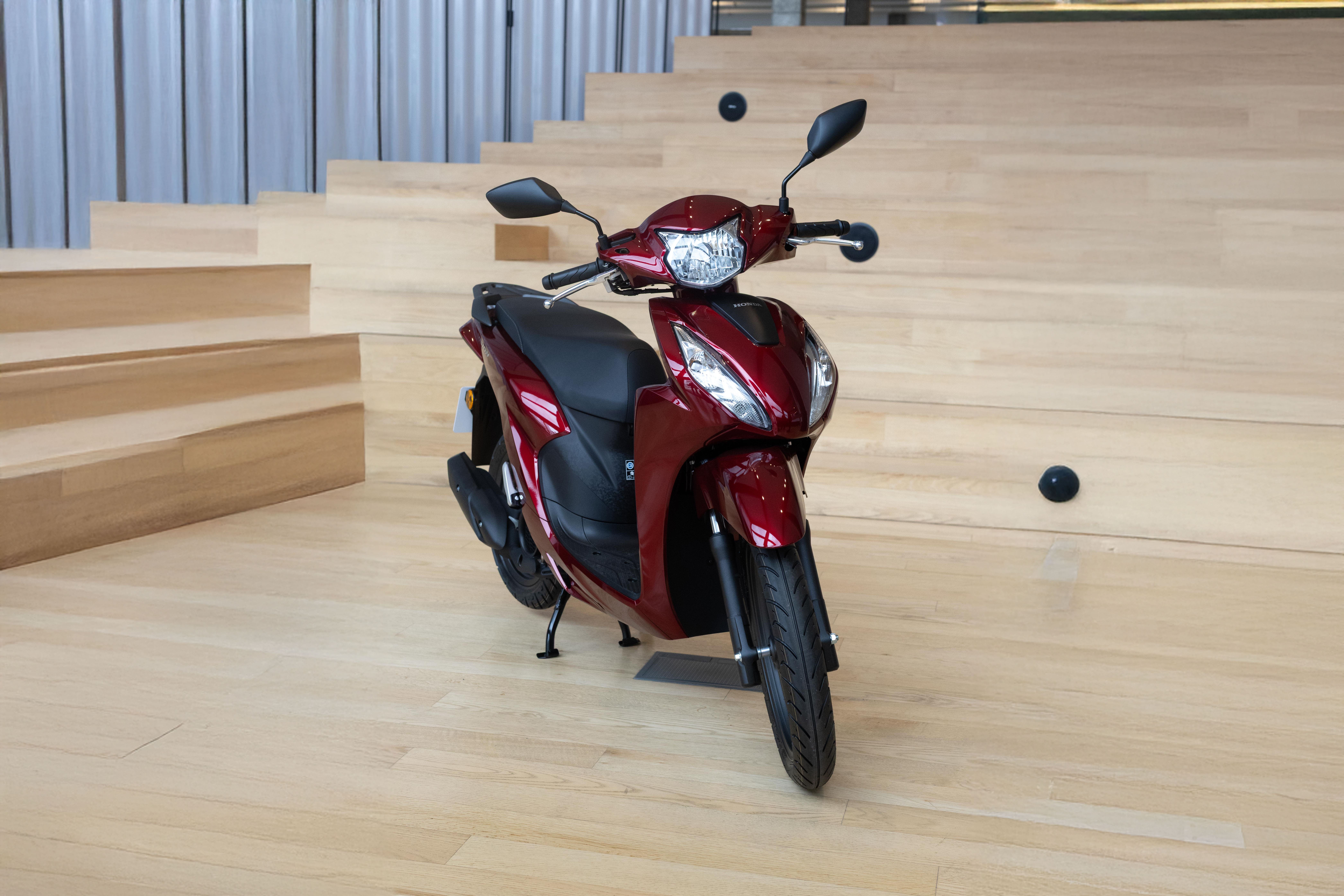 Honda Canarias refuerza su ofensiva urbana: La nueva Vision 110 llega para completar una gama líder