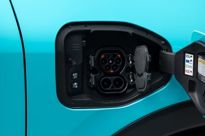 Nuevo Nissan LEAF 2025: más autonomía, más tecnología y cero emisiones