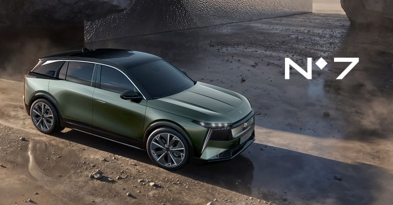 Lujo francés y hasta 740 kilómetros de autonomía: el nuevo DS Nº7 ya rueda por Canarias