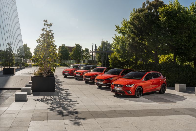 SEAT lanza la gama FR 75 Aniversario para conmemorar su legado deportivo