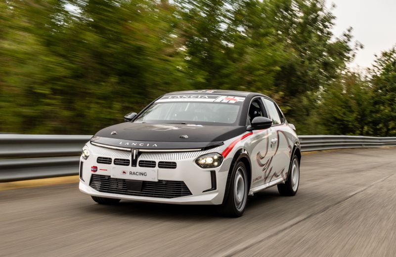 Lancia lanza el Ypsilon HF Racing: el rally como escuela para nuevos pilotos