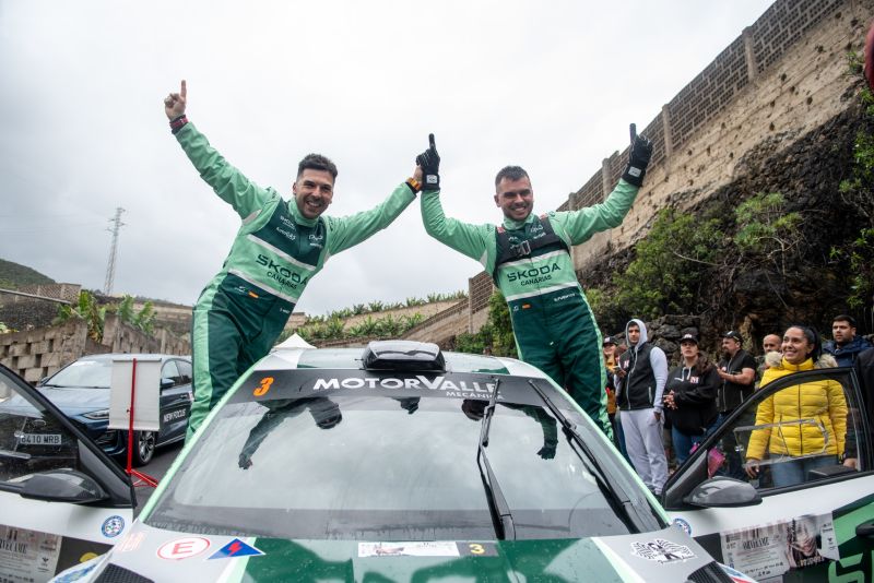 Sergio Fuentes conquista su primera victoria absoluta en el CCRA al volante del Škoda Fabia RS Rally2