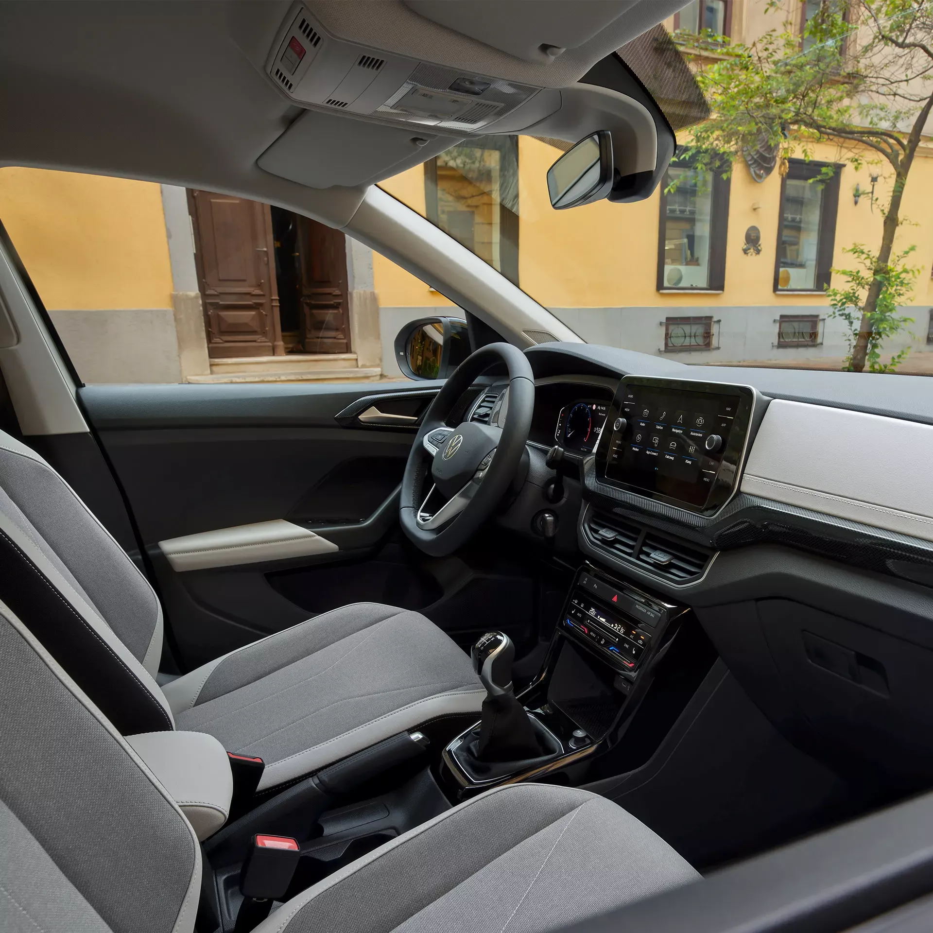 Interior y salpicadero T-Cross