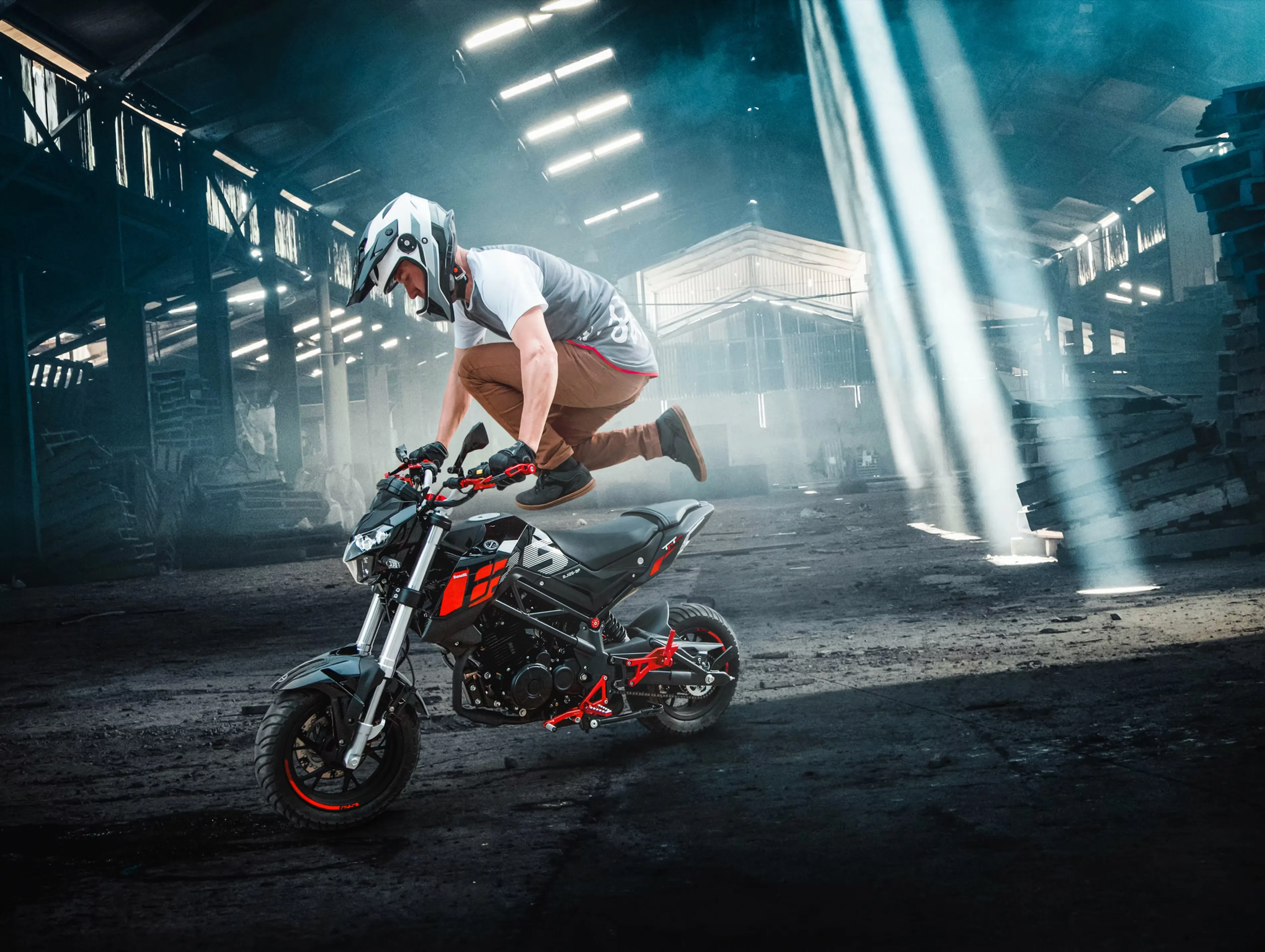 Benelli Tornado Naked TNT 125