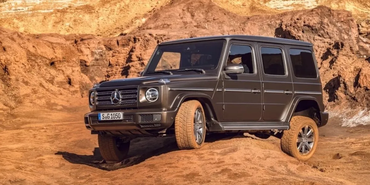 Mercedes Clase G 4x4 sobre terreno desnivelado