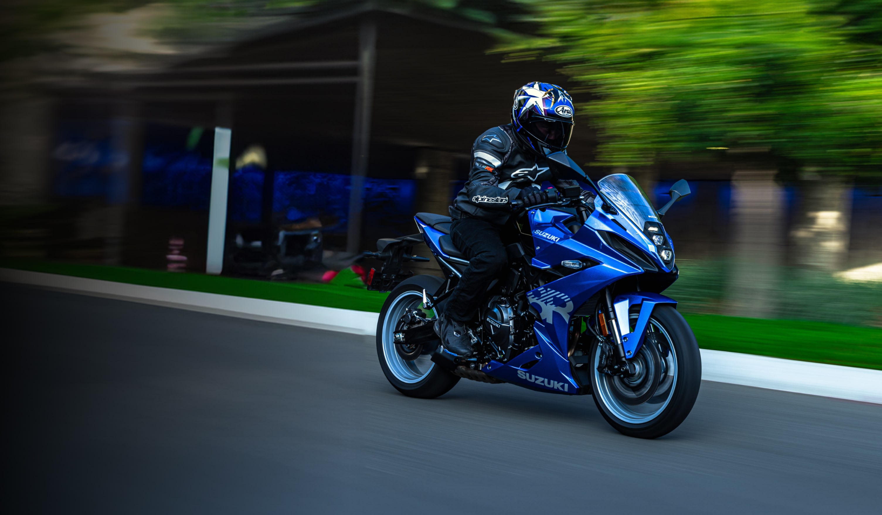 suzuki gsx 8r