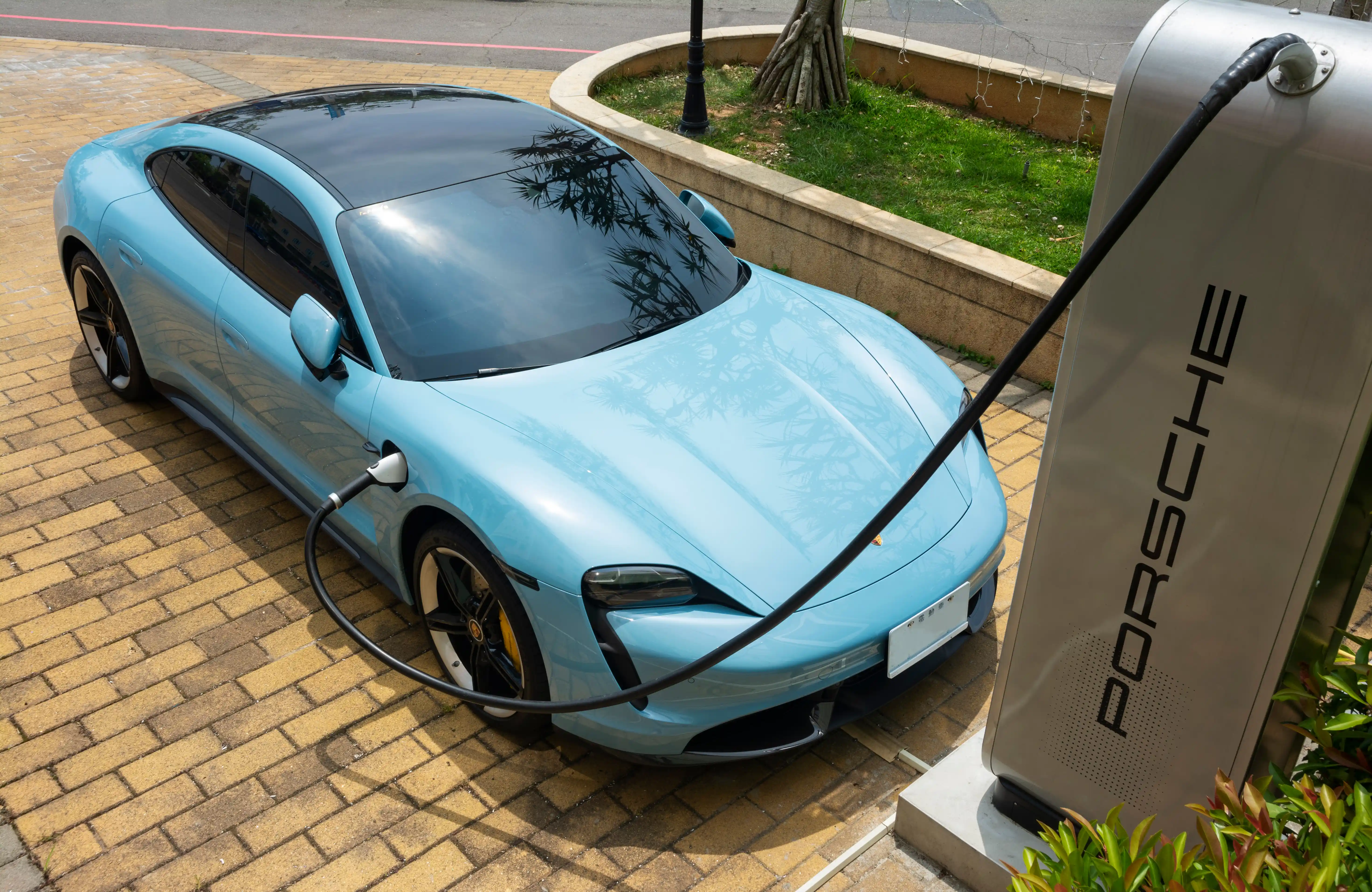 Porsche electrico Taycan