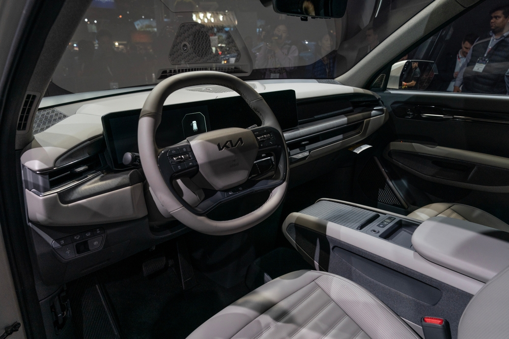 interior kia ev9