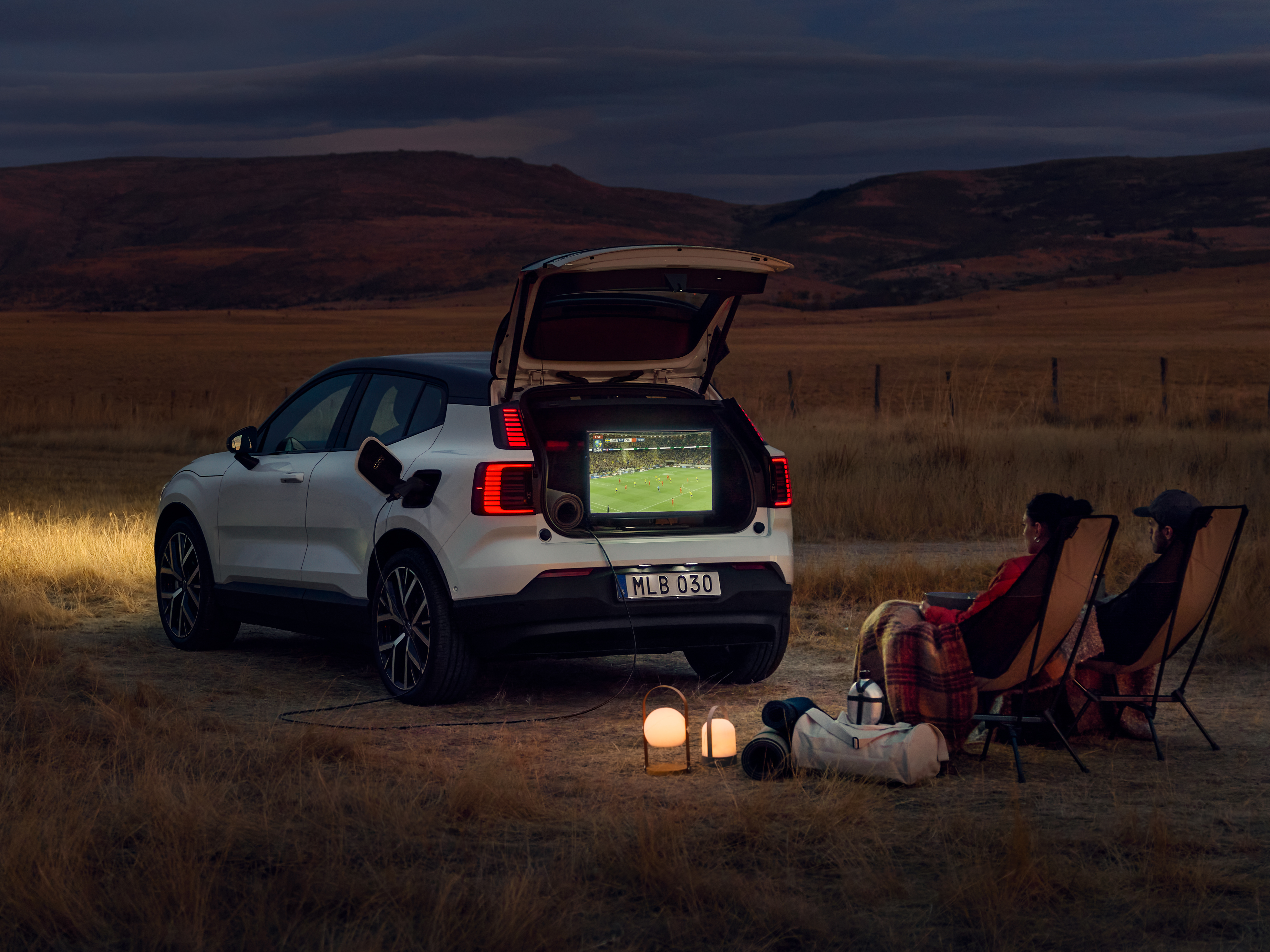 ¿Y si el Volvo EX30 pudiera salvarte de un apagón? Volvo acaba de hacerlo posible